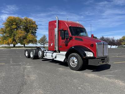 Kenworth T880 Tri Axle Sleeper Semi Truck - 36" Raised Roof Sleeper, Paccar 405HP, 13 Speed Manual